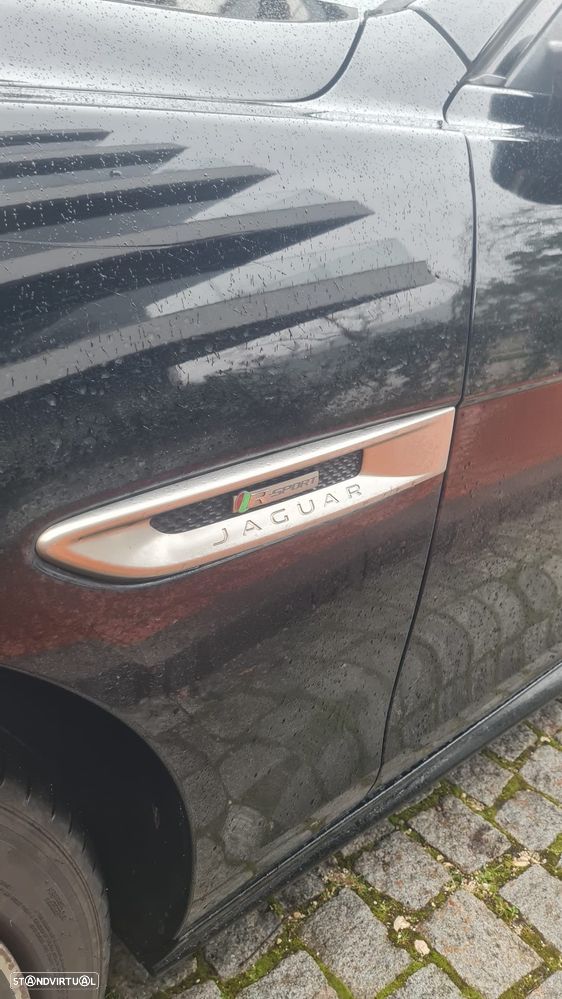 Jaguar XE 2.0 D R-Sport Aut. - 5