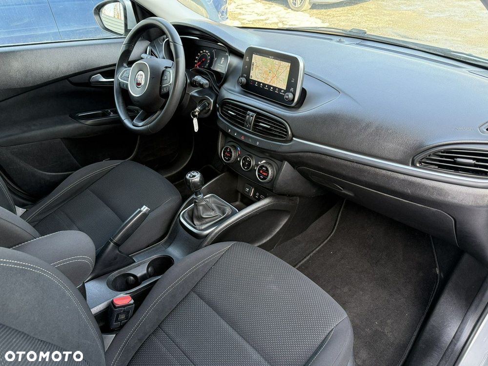 Fiat Tipo - 18