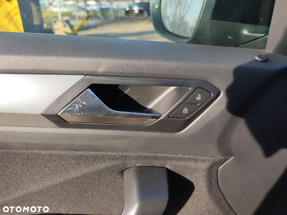 Volkswagen T-Roc 1.5 TSI Life Plus DSG - 25