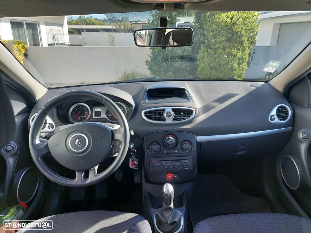 Renault Clio 1.5 dCi Dynamique - 11