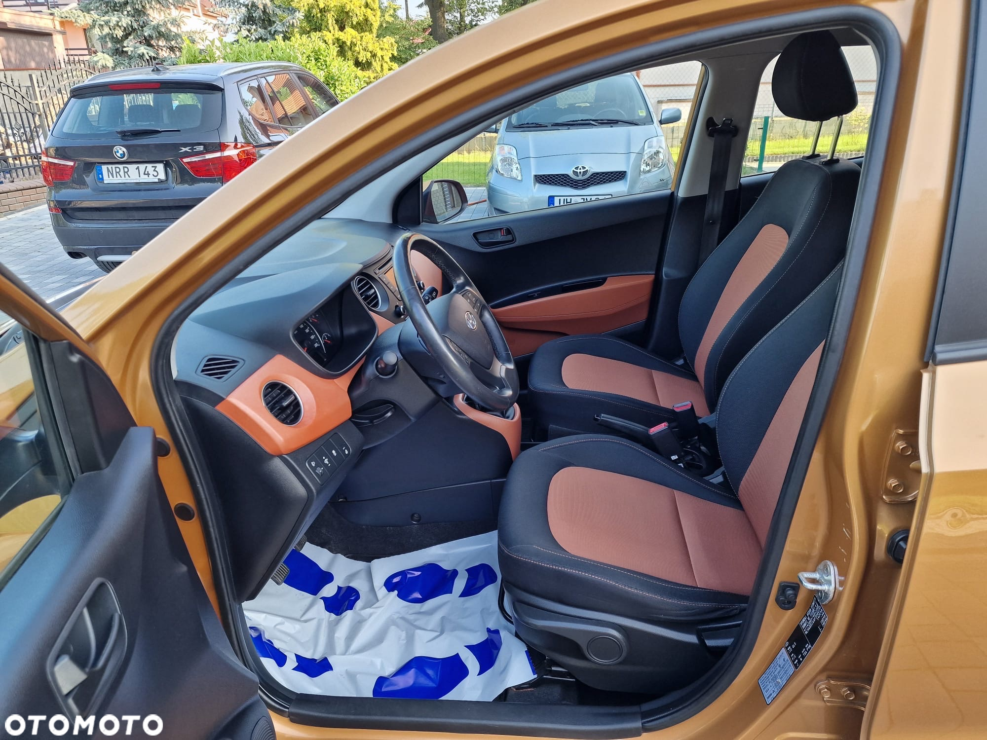 Hyundai i10 1.0 Premium - 11