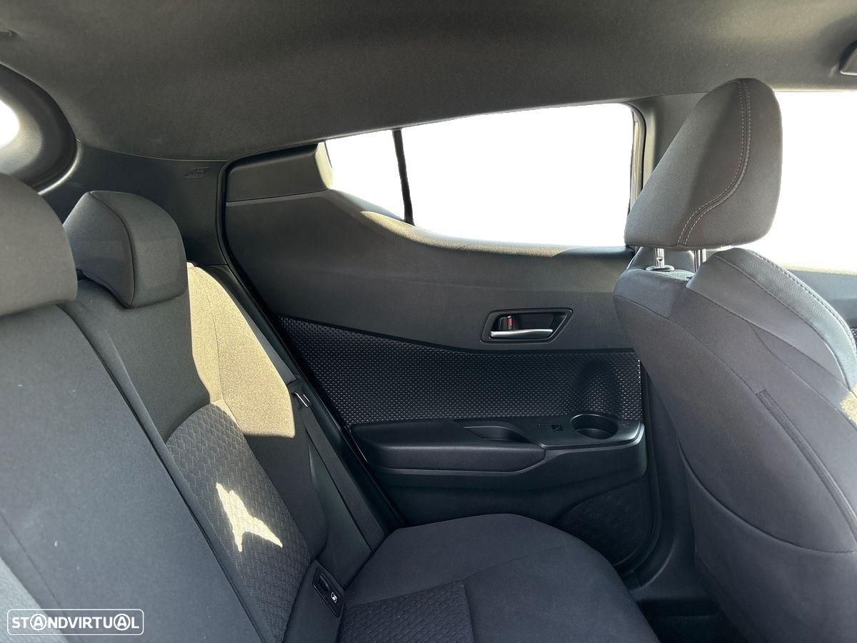 Toyota C-HR 1.8 Hybrid Square Collection - 13