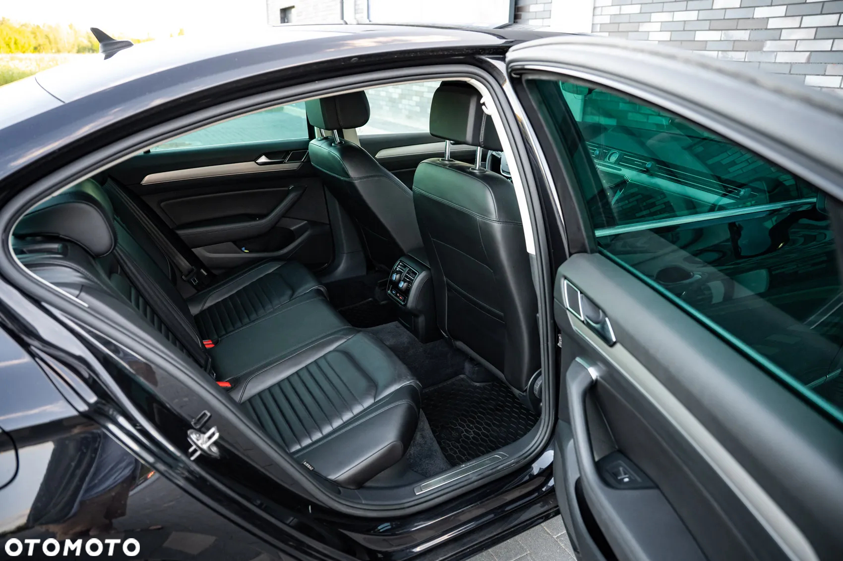 Volkswagen Passat 2.0 TDI BMT Highline DSG - 23