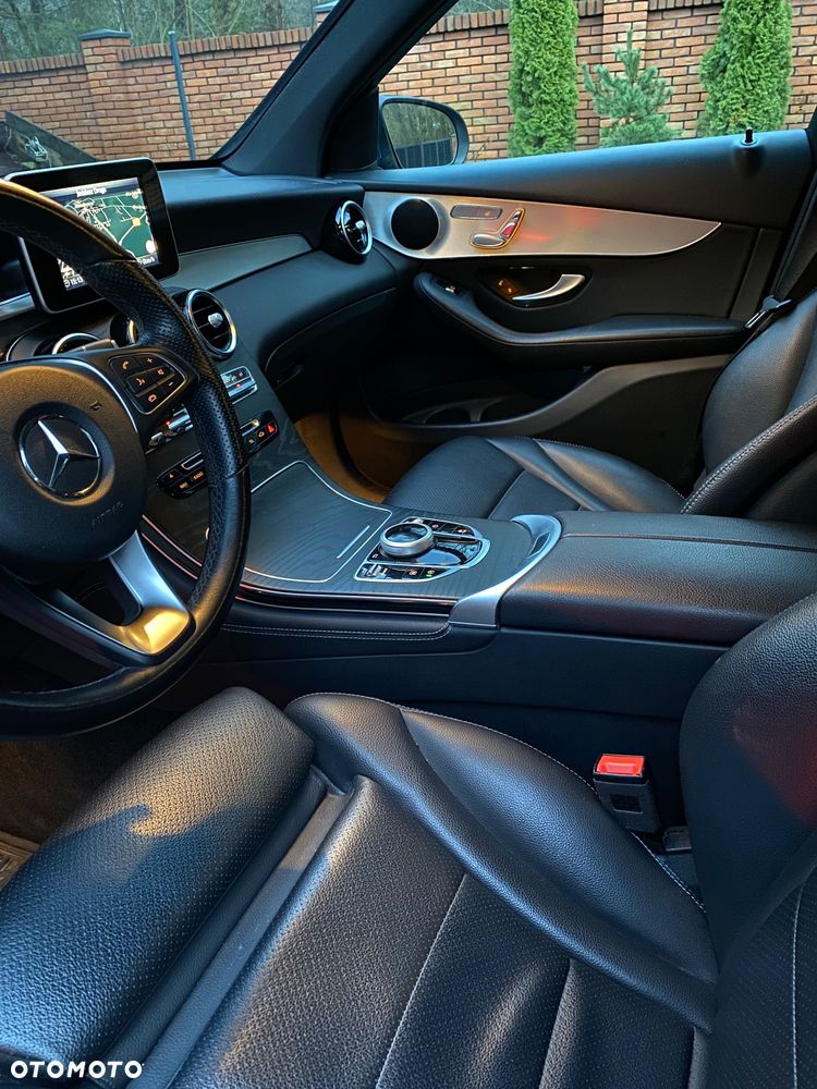 Mercedes-Benz GLC - 6