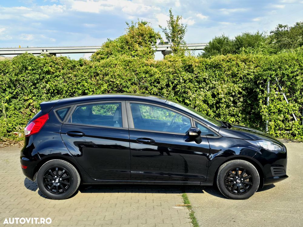 Ford Fiesta - 10