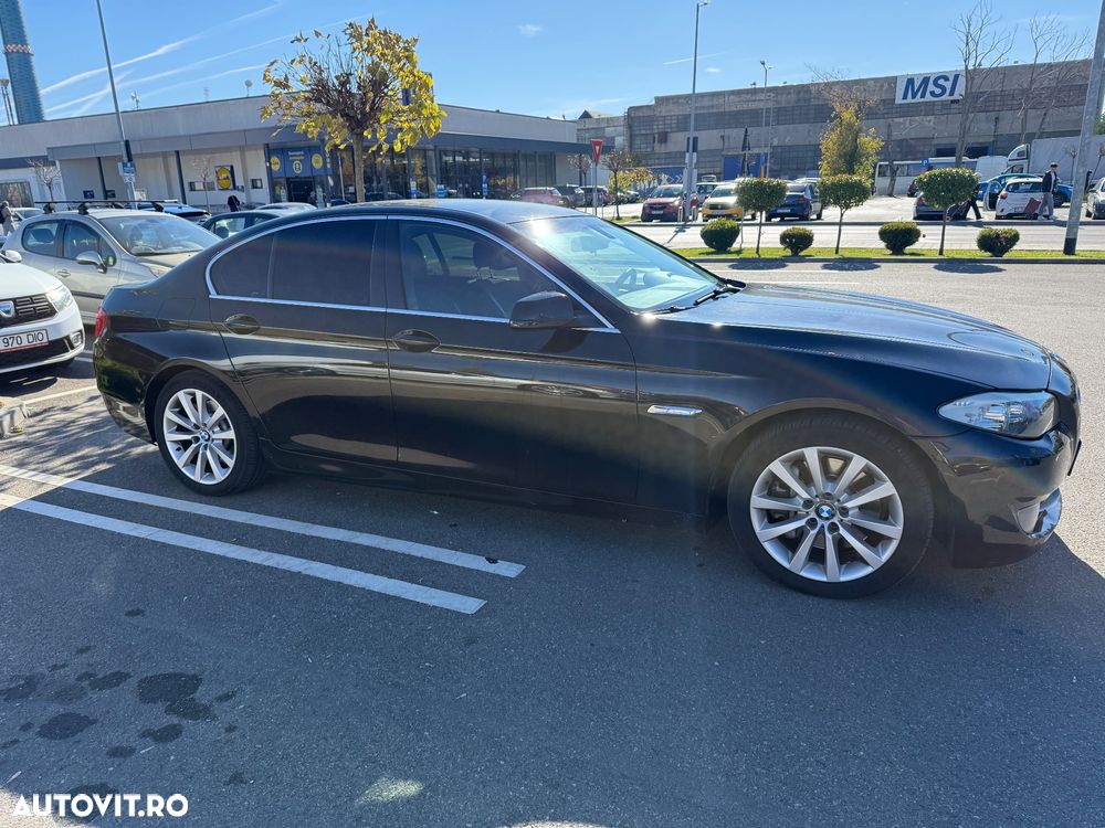 BMW Seria 5 525d xDrive - 3