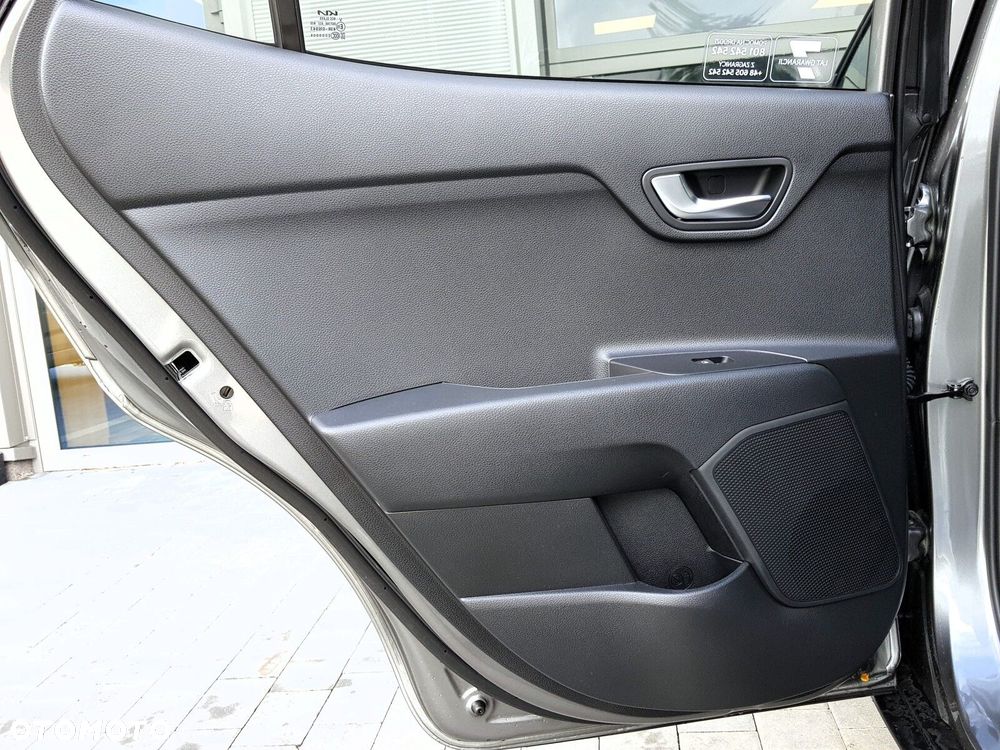 Kia Stonic - 27