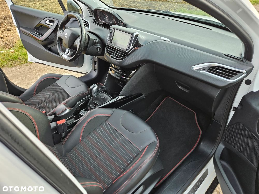 Peugeot 2008 PureTech 110 Stop&Start GT-Line Edition - 8