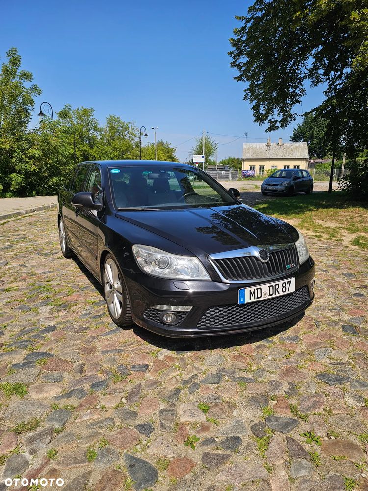 Skoda Octavia 2.0 TDI CR DPF RS - 14