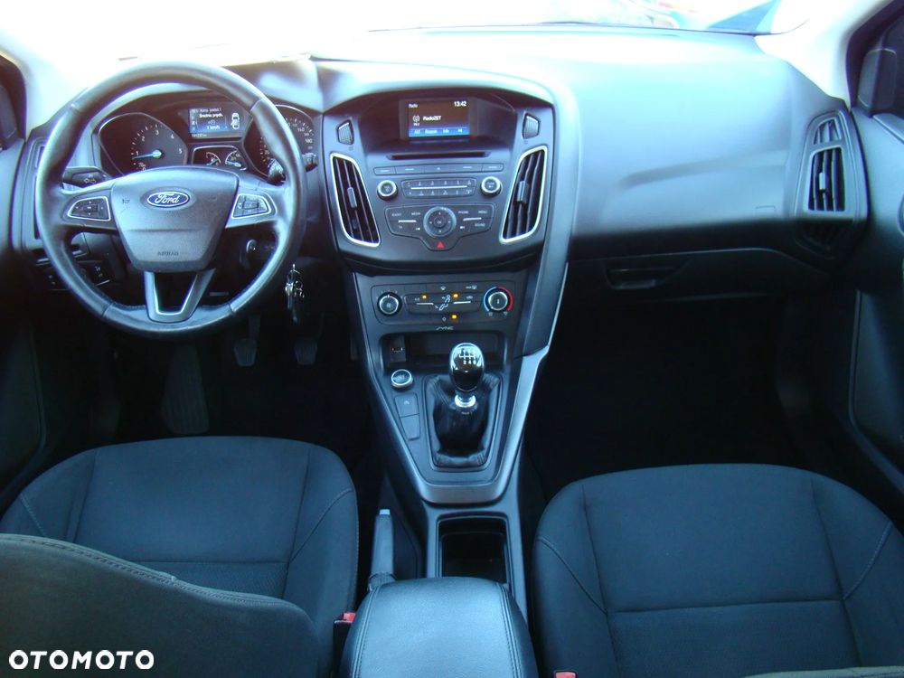 Ford Focus Turnier 1.5 TDCi DPF Start-Stopp-System Business - 8