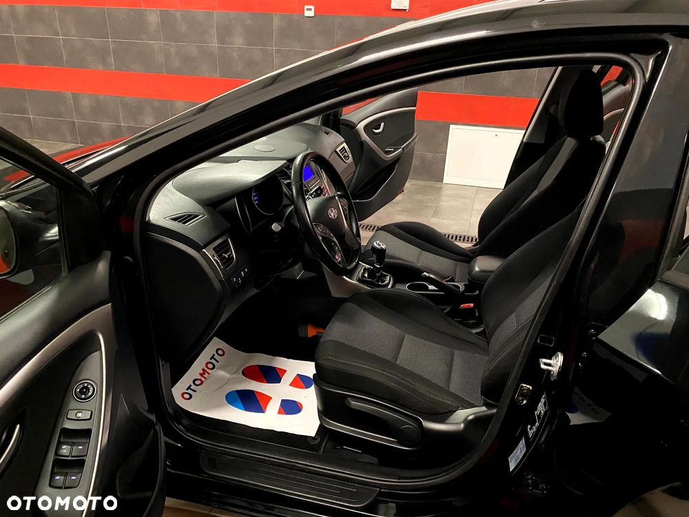 Hyundai i30 1.6 GDI BlueDrive Premium - 14