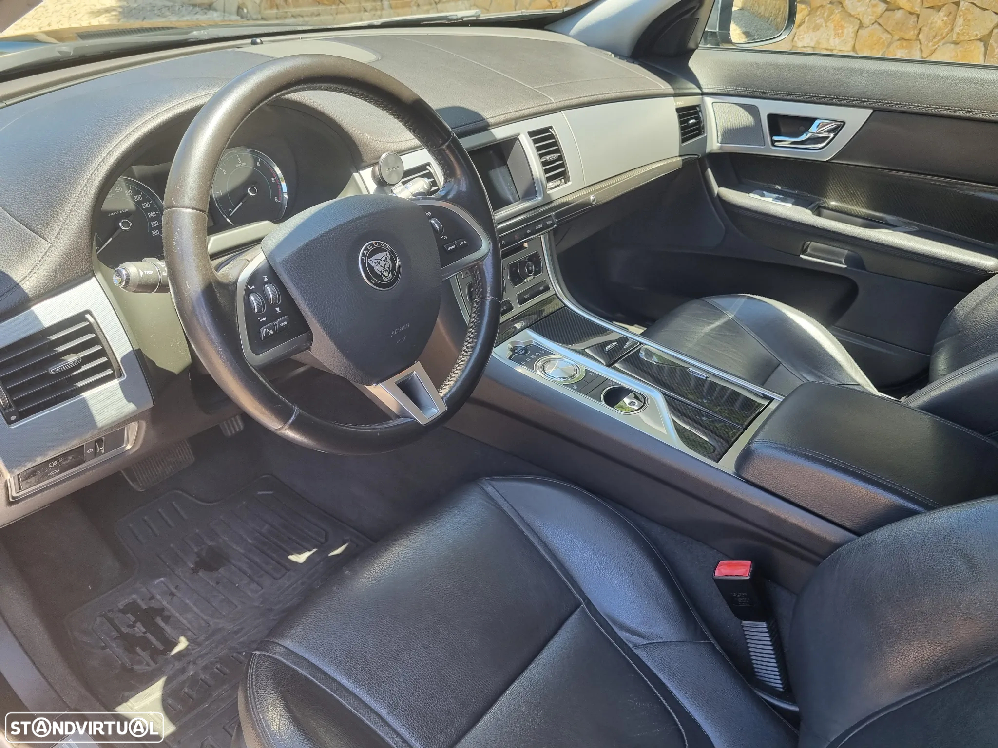 Jaguar XF 2.2 D Luxury 139g - 6