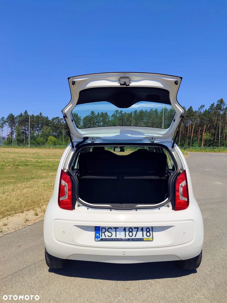 Volkswagen up! 1.0 high - 9