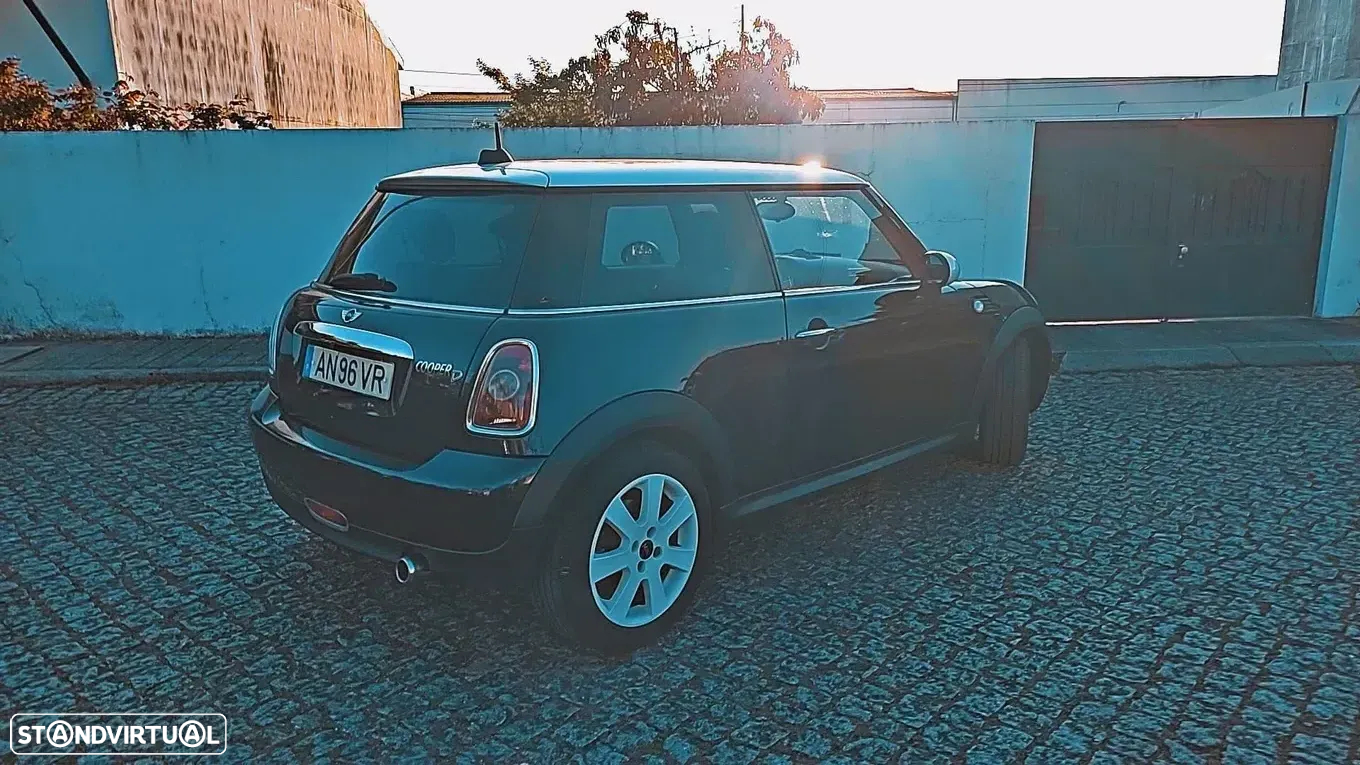 MINI 3 Portas Cooper D - 21
