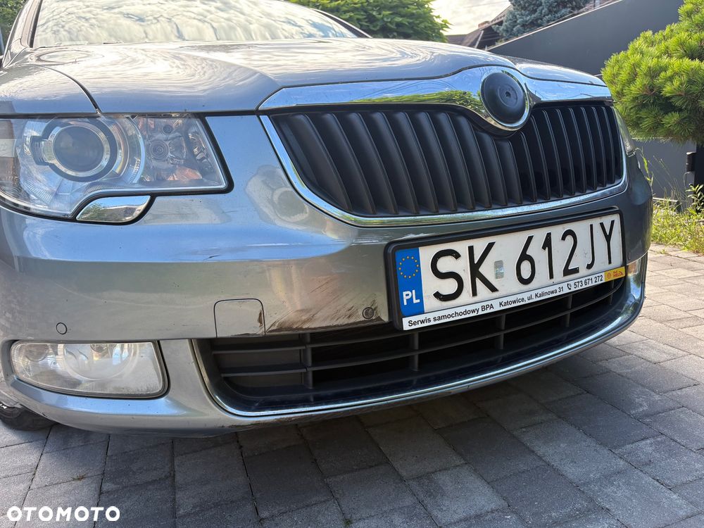 Skoda Superb 2.0 TDI Elegance DSG - 11