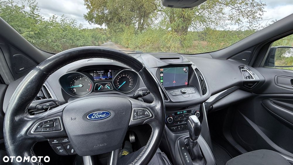 Ford Kuga - 8