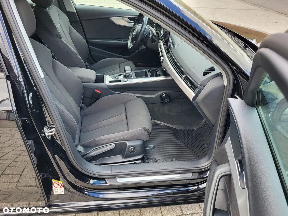 Audi A4 Avant 40 TDI quattro S tronic - 24