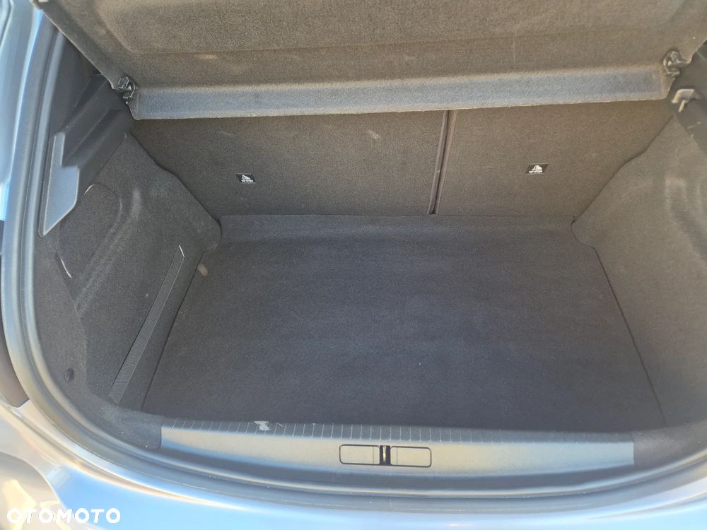 Peugeot 208 Blue-HDi 100 Stop&Start Active - 10