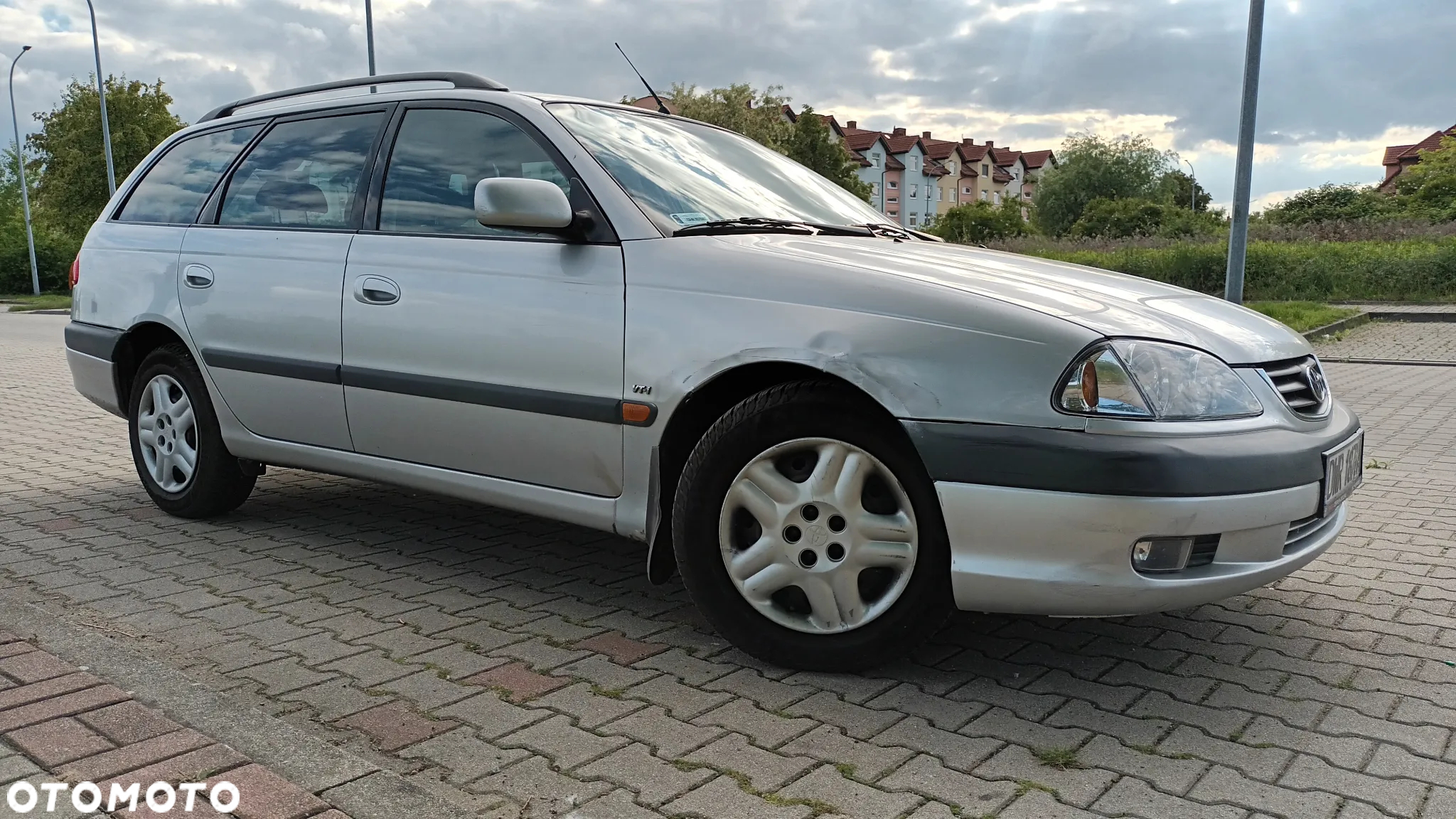 Toyota Avensis 1.8 VVT-i Terra Plus - 7