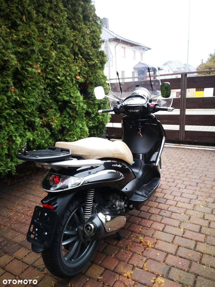 Piaggio Beverly - 32