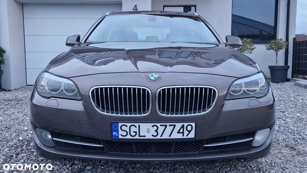 BMW Seria 5 520d Sport-Aut - 31