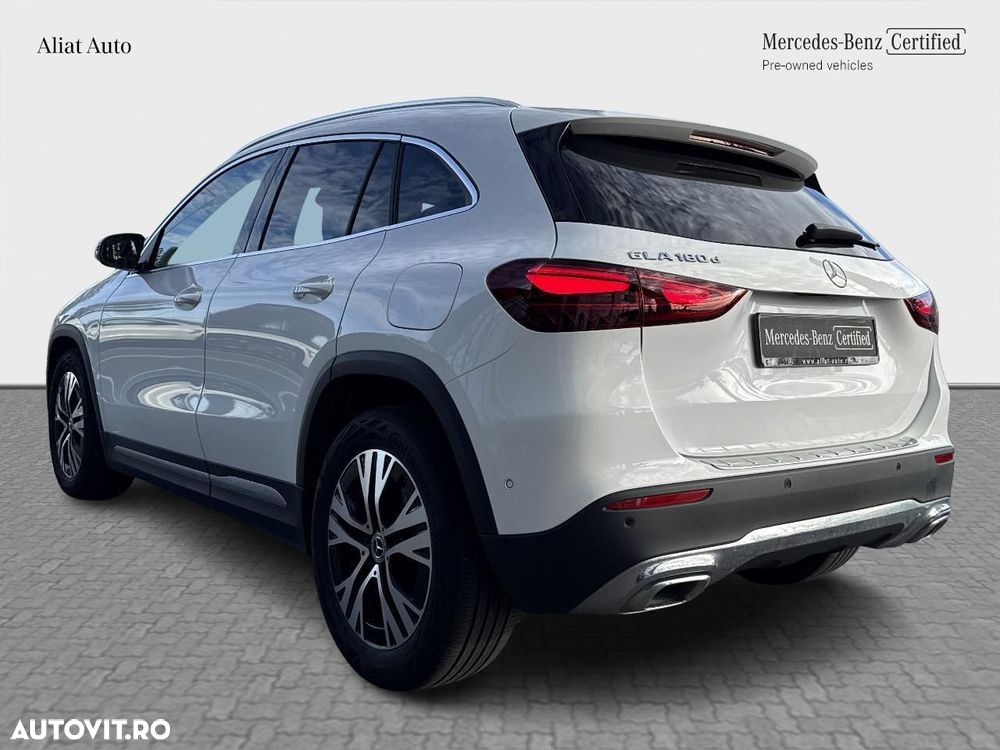 Mercedes-Benz GLA 180 d Aut. - 5