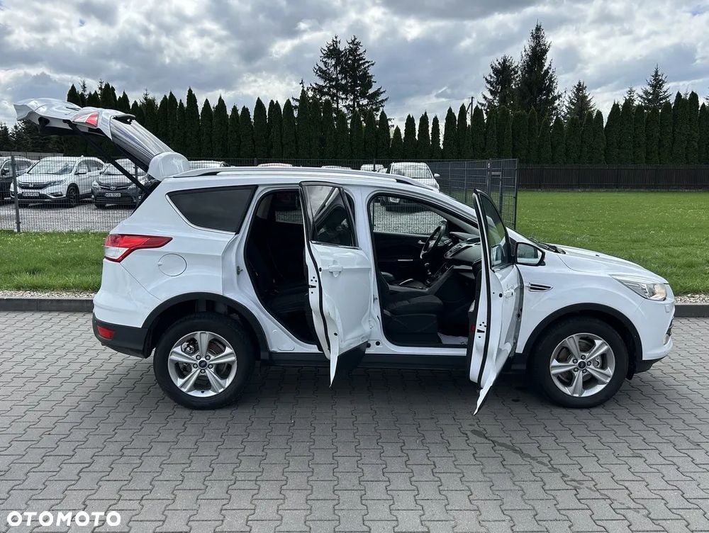 Ford Kuga - 11