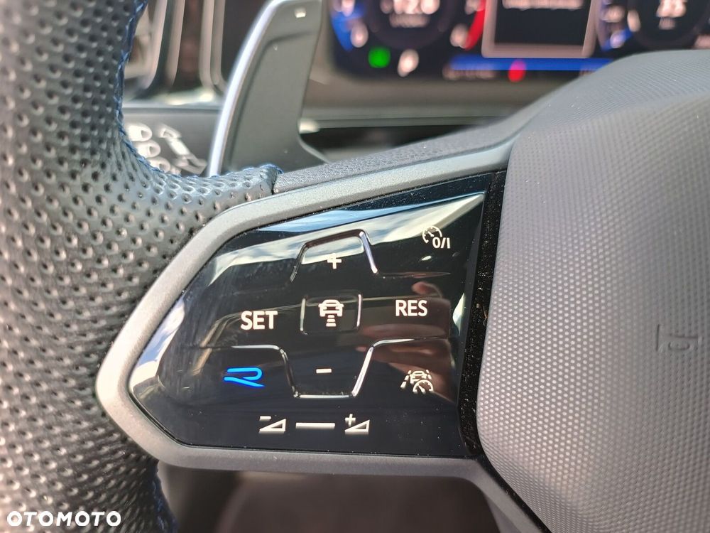 Volkswagen T-Roc 2.0 TSI 4Motion R DSG - 19