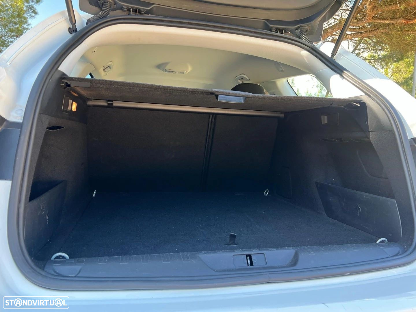 Peugeot 308 SW 1.5 BlueHDi Style - 13