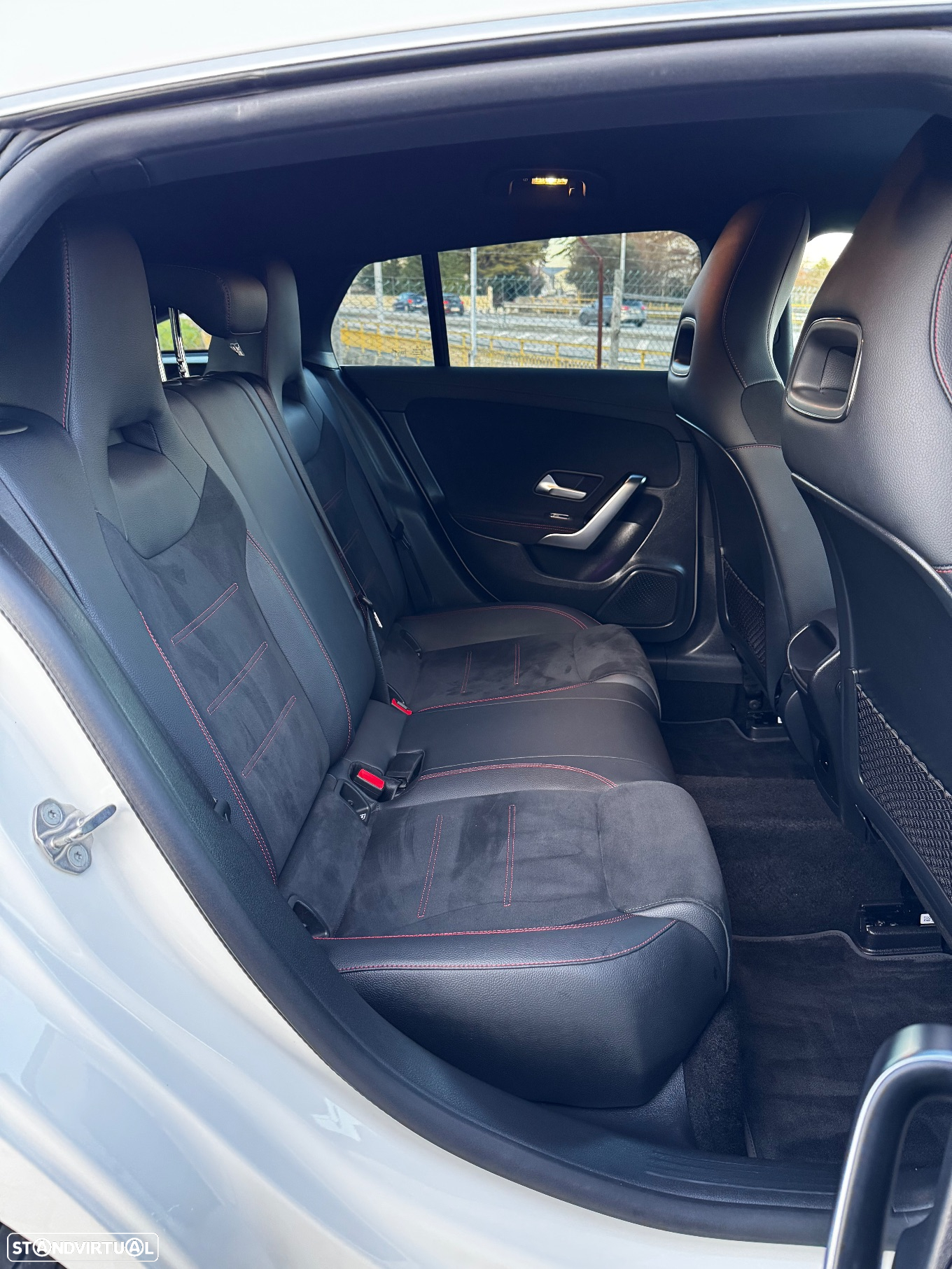 Mercedes-Benz CLA 180 d Shooting Brake AMG Line Aut. - 20