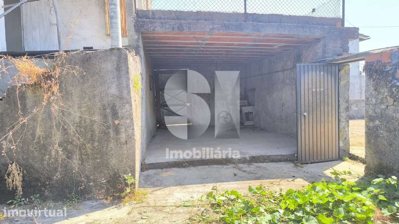 Moradia T2 com anexo e terreno - Lixosa / Vila Nova de Poiares - Grande imagem: 4/37