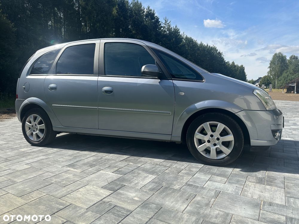 Opel Meriva 1.6 16V Cosmo - 28