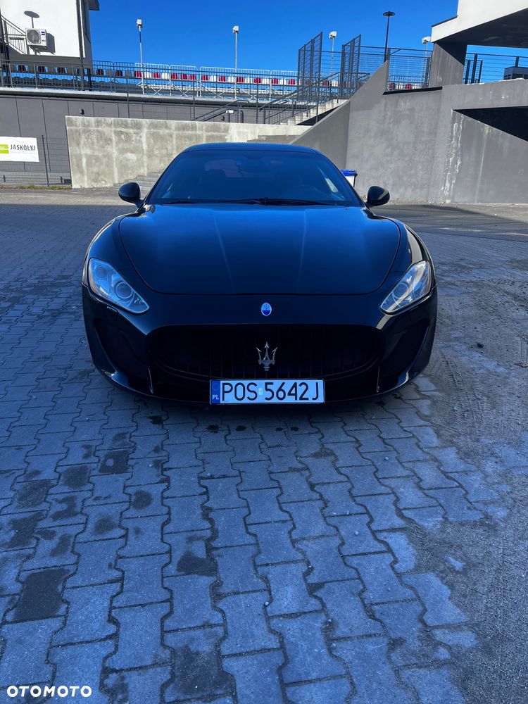 Maserati GranTurismo - 11