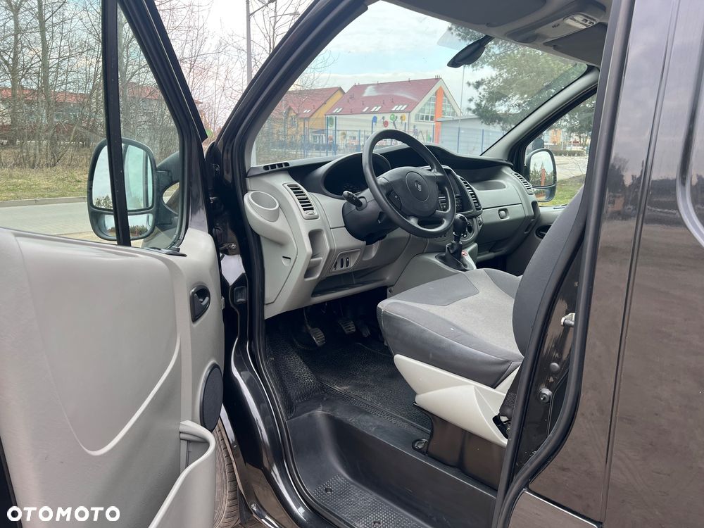 Renault Trafic - 11