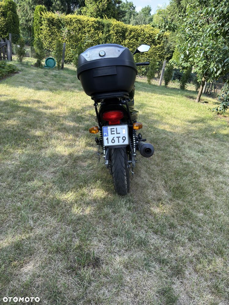 Kawasaki ER - 25