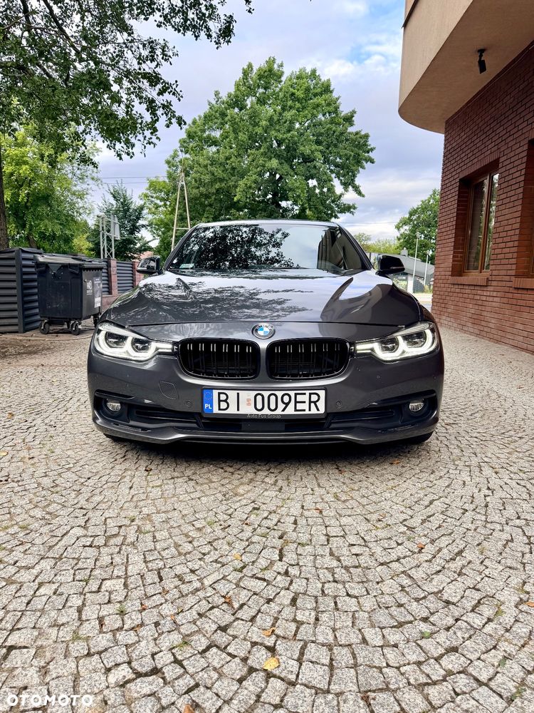 BMW Seria 3 320d xDrive - 3