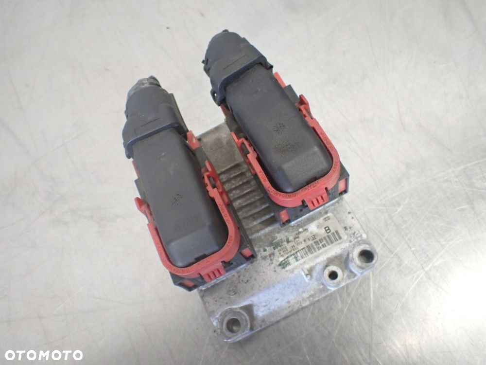 KOMPUTER SILNIKA FIAT STILO 1.4 00551952730 0261208204 - 1
