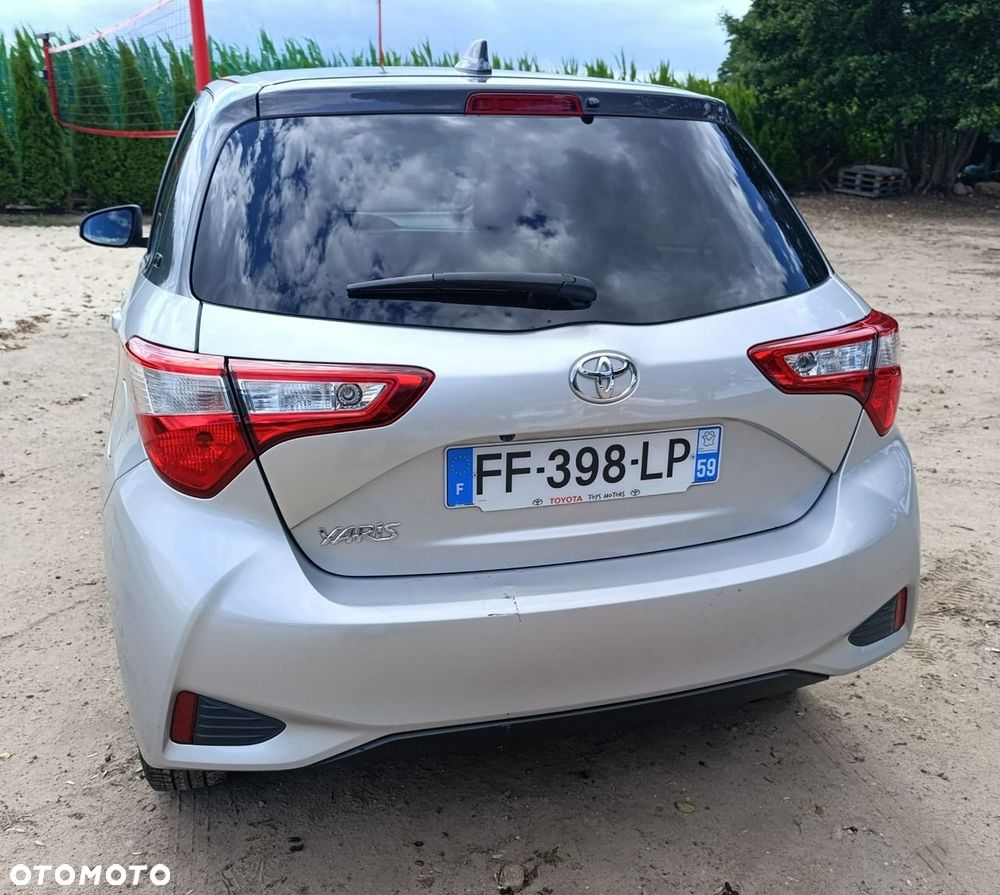 Toyota Yaris - 23