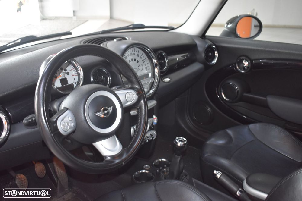 MINI 3 Portas Cooper - 21