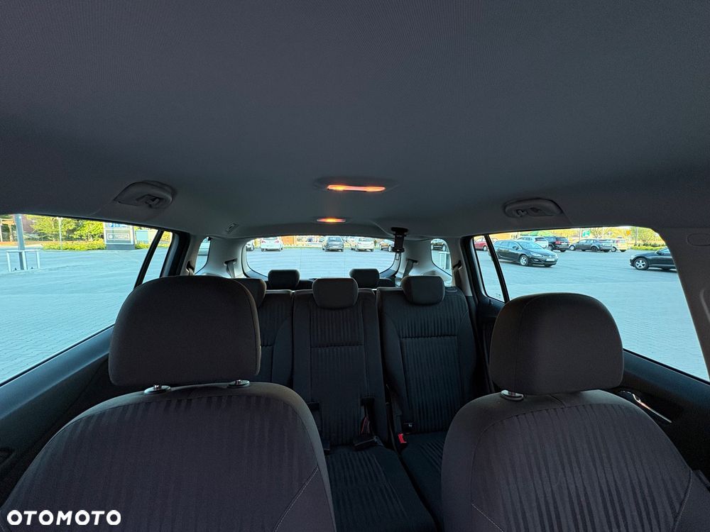 Opel Zafira - 29