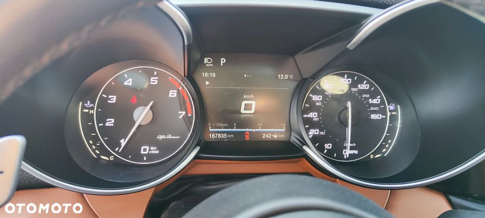 Alfa Romeo Giulia 2.0 Turbo Veloce - 6