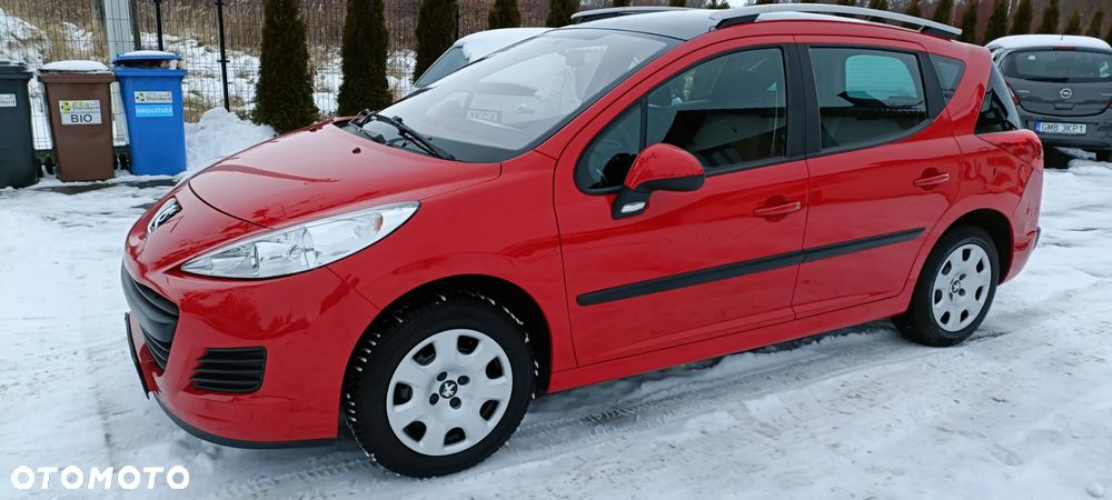Peugeot 207 95 VTi Family - 1