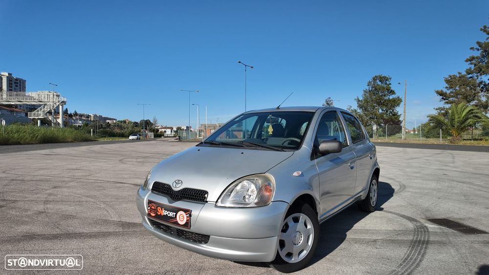 Toyota Yaris 1.0 Luna - 3