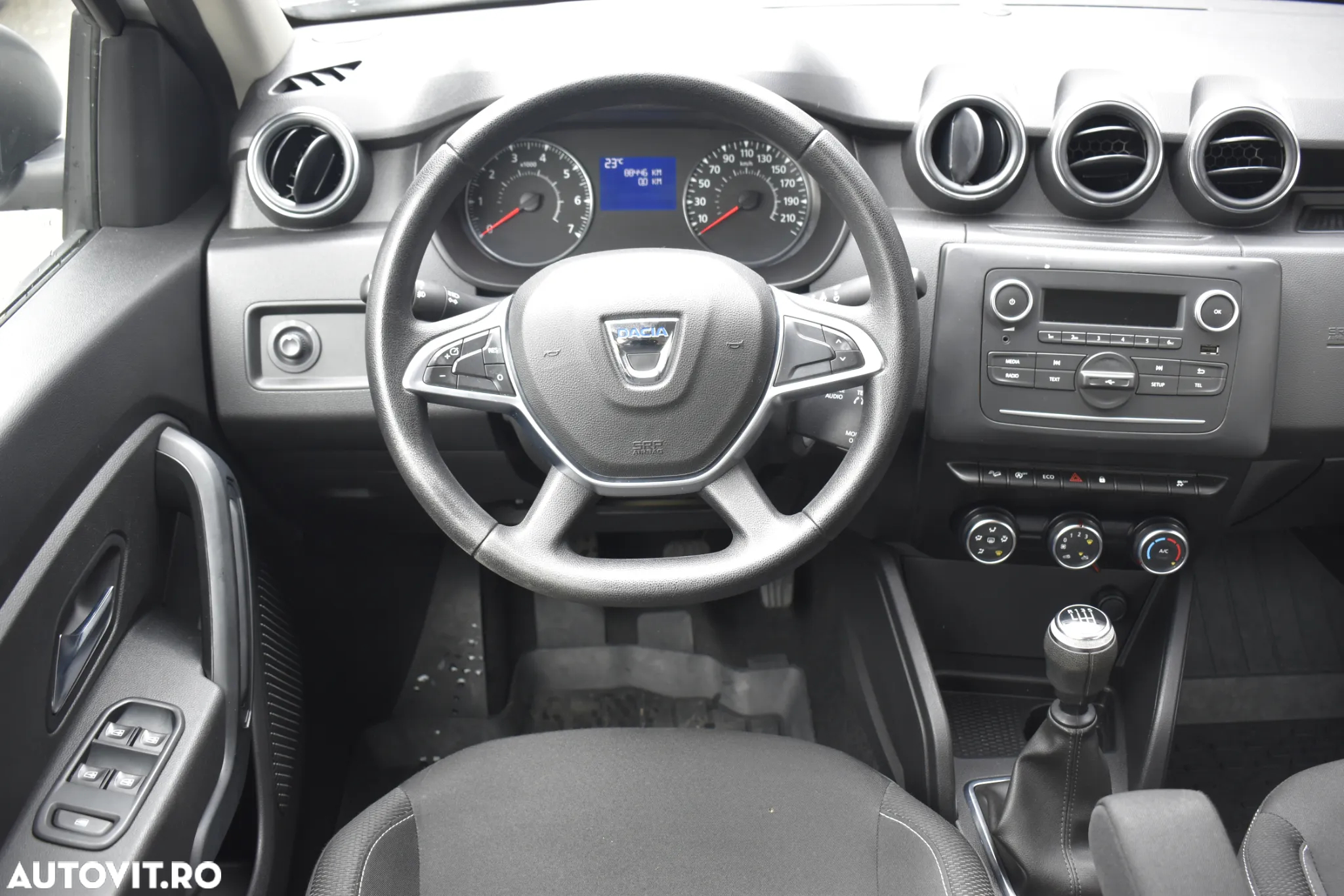 Dacia Duster 1.5 Blue dCi 4WD Comfort - 10
