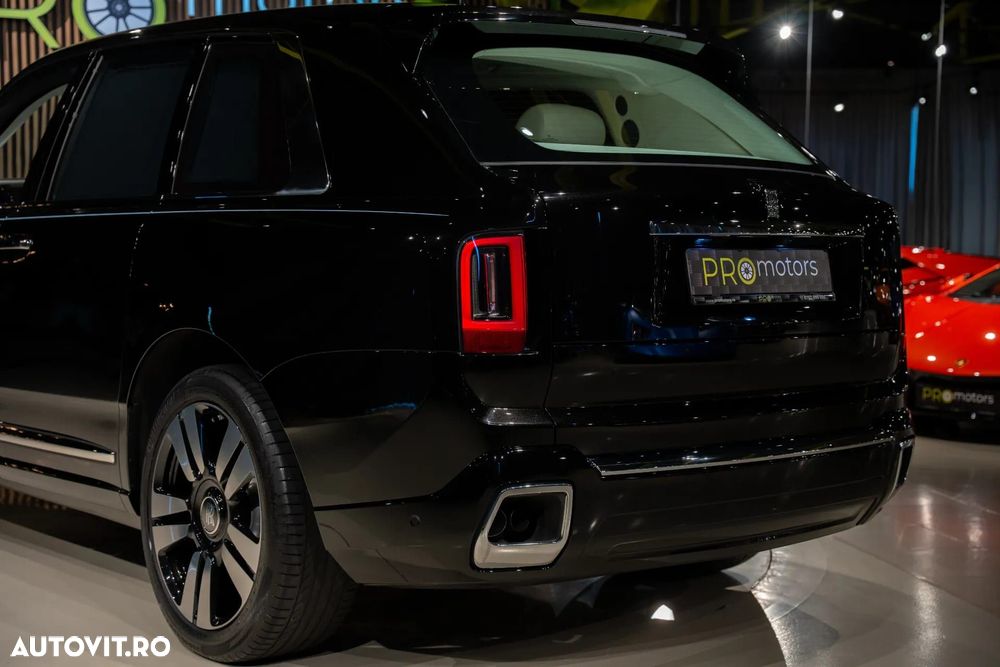 Rolls-Royce Cullinan - 22