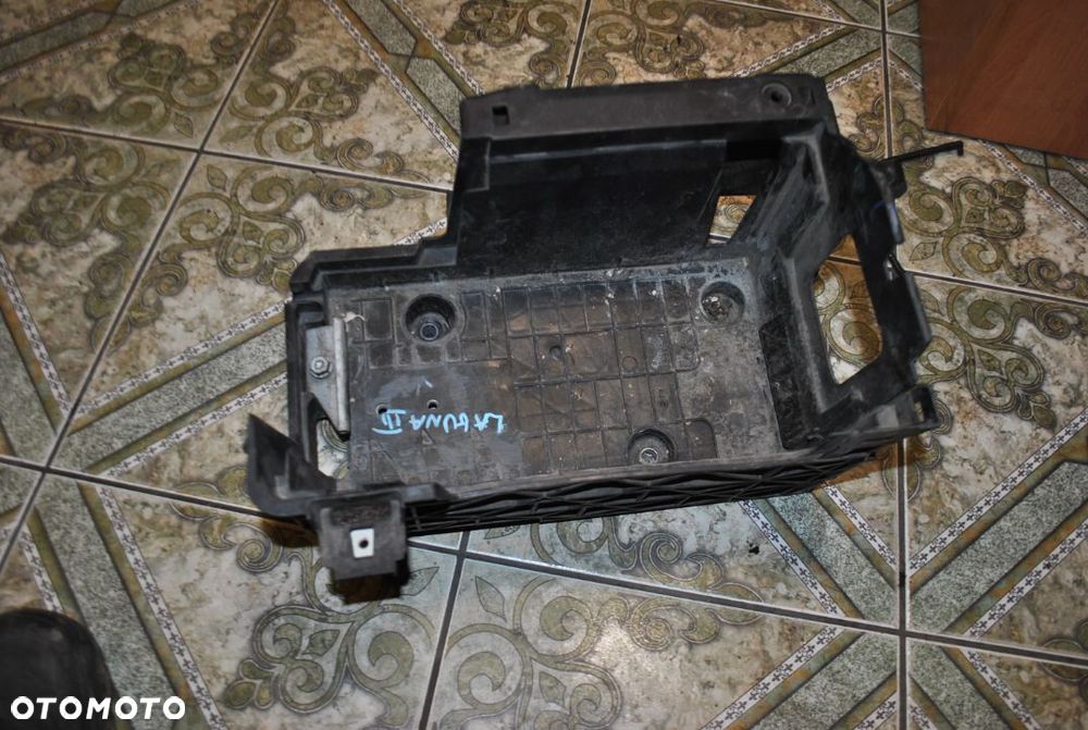 Obudowa akumulatora Laguna III 2.0 DCI - 2