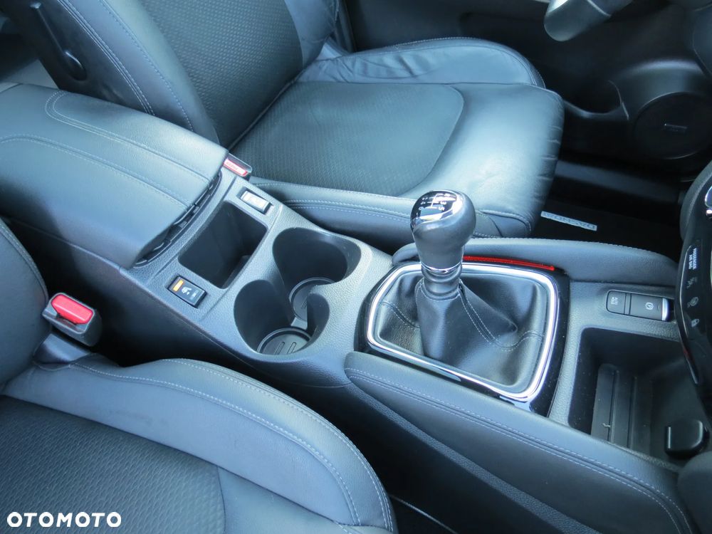 Nissan Qashqai 1.3 DIG-T Tekna - 22