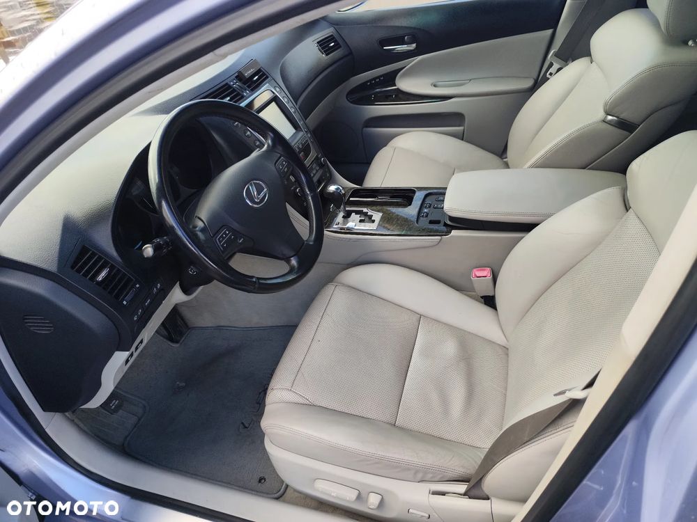 Lexus GS - 12
