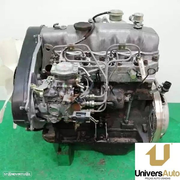 MOTOR COMPLETO MITSUBISHI MONTERO CANVAS TOP 1985 -4D55T - 4