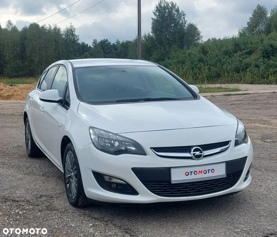 Opel Astra 1.4 Turbo Design Edition - 9